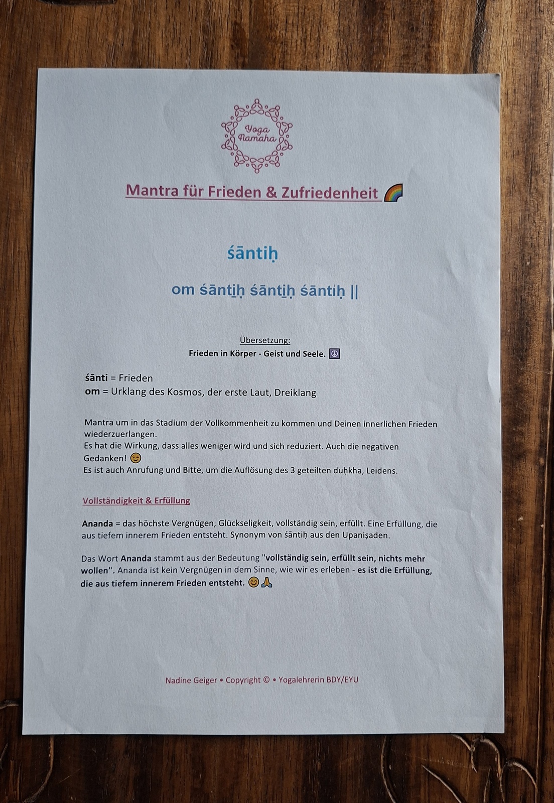 Handout zum Mantra śāntiḥ mit Übersetzung und Erklärungen.